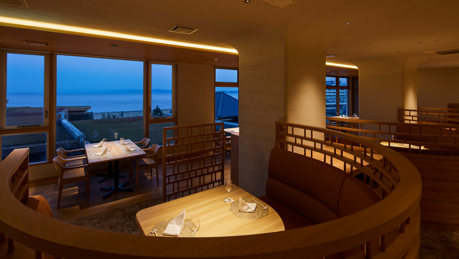 ダイニングテラス「鳴門」